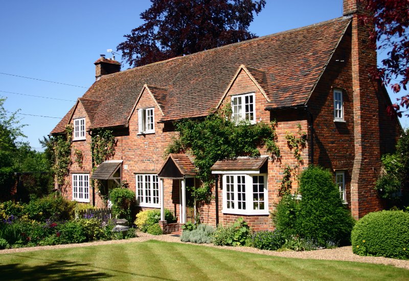 https://agenthybrid.develop4.propertystream.co/content/uploads/2023/02/CwM-Buying-property-in-Stevenage-800x550-1.jpg