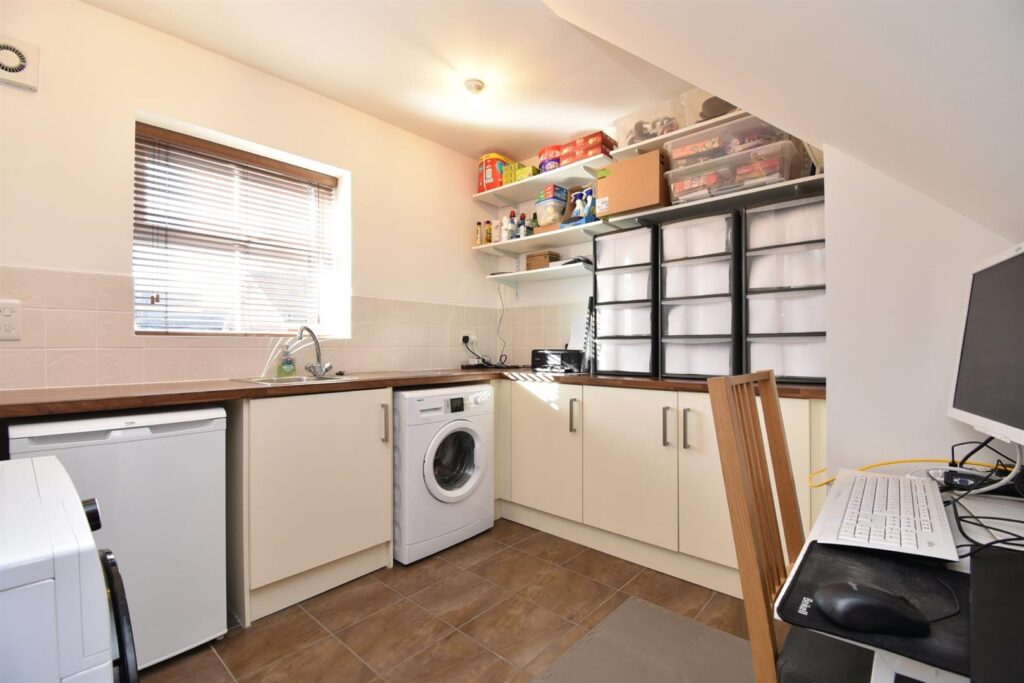 Cotswold Drive, Stevenage