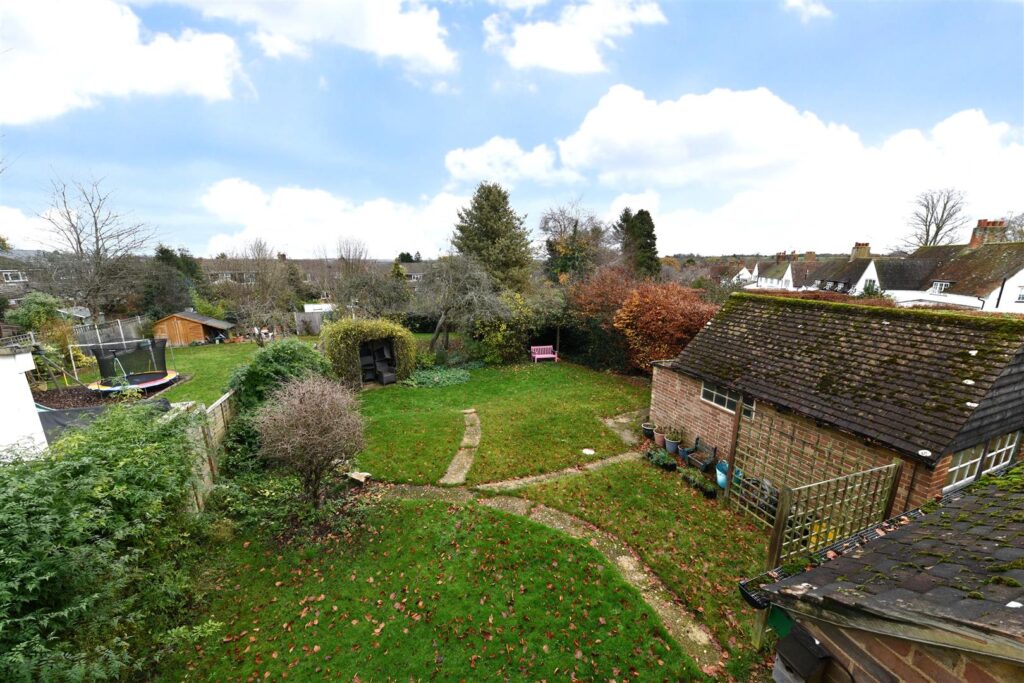 Gipsy Lane, Knebworth