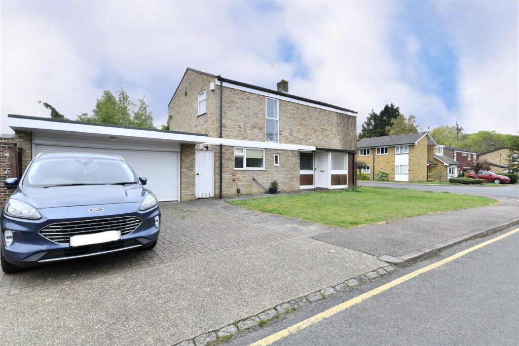 Whitney Drive, Stevenage