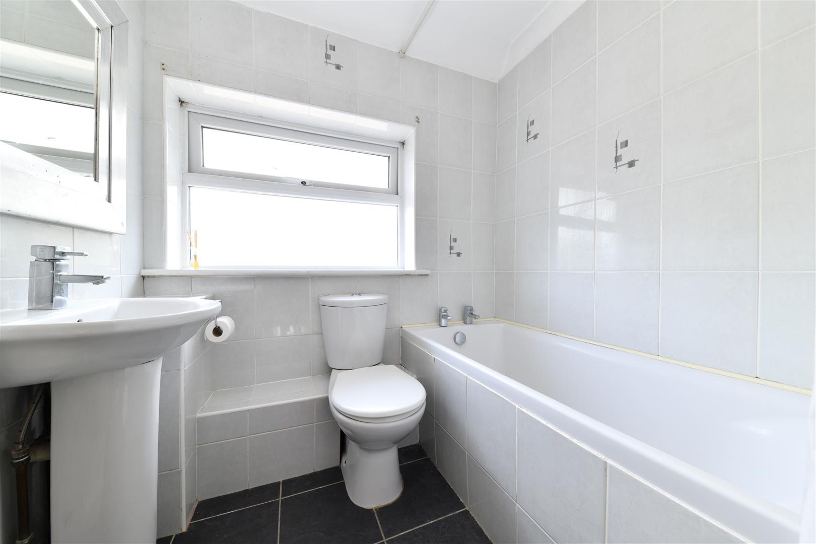 CLNZA9qEIUCe3mie9yo49w.jpg