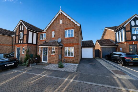 Blackdown Close Image