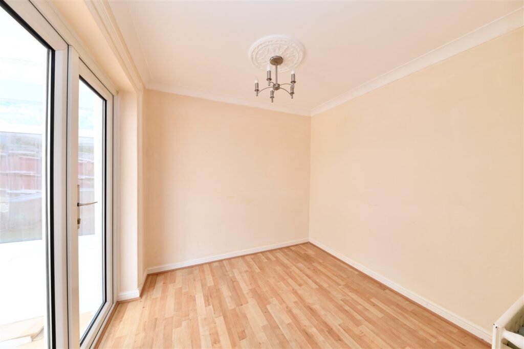 Chertsey Rise, Stevenage