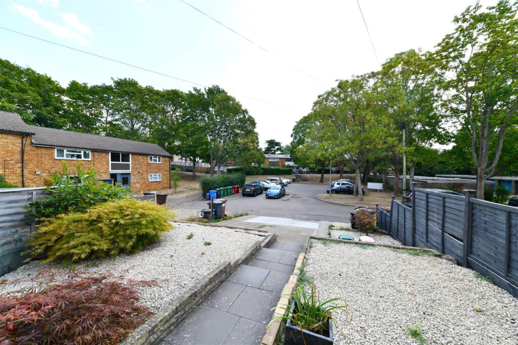 Tye End, Stevenage