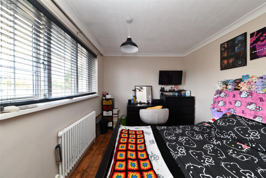 Tye End, Stevenage